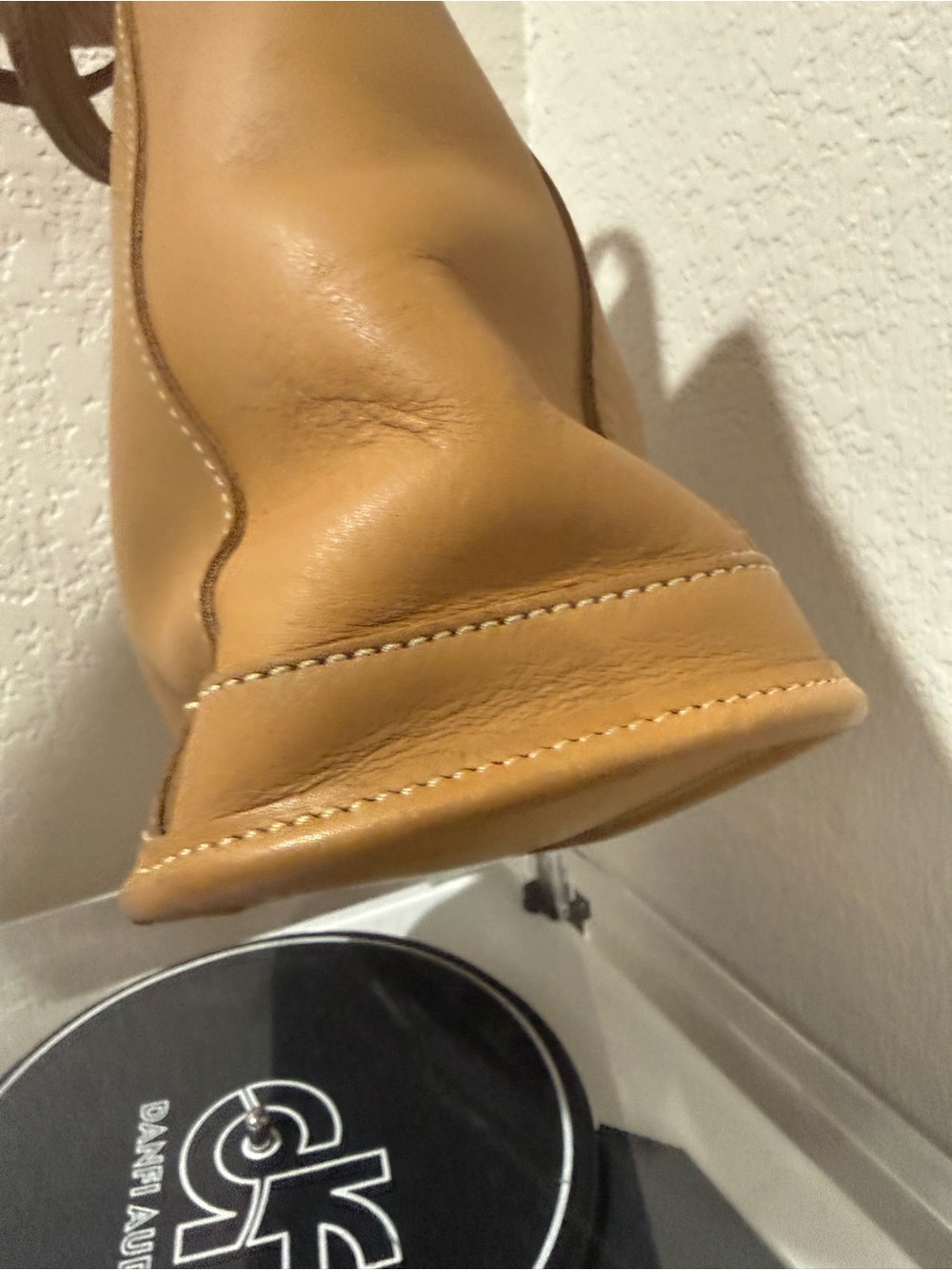 Coach 1999 vintage Leather Tote Bag in Tan - Picture 8 of 16